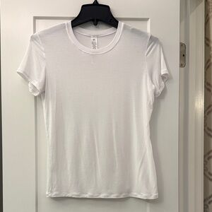 ALO All Day Short Sleeve White Women's T-Shirt